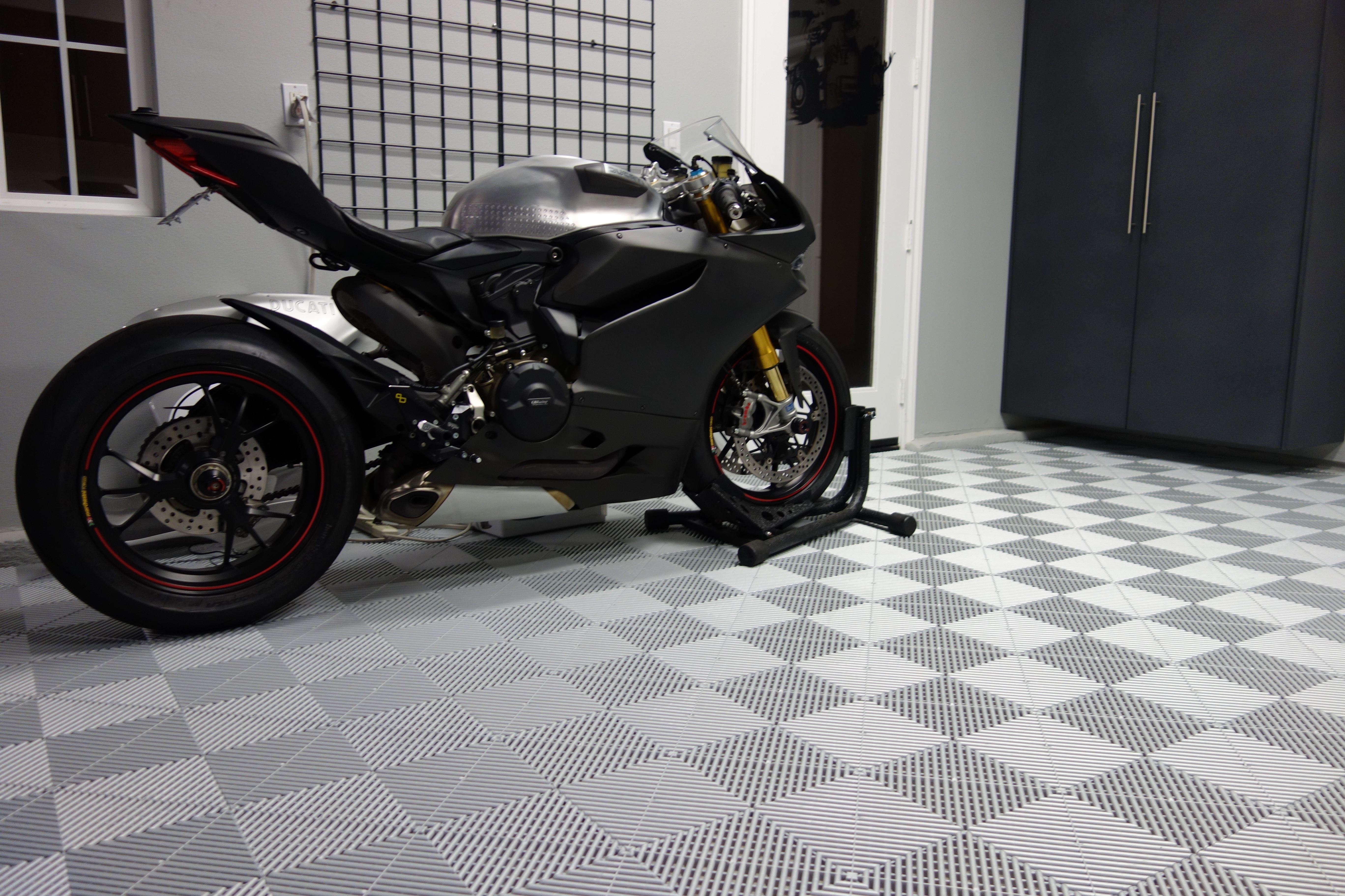 2012 Ducati Panigale 1199 photo 23